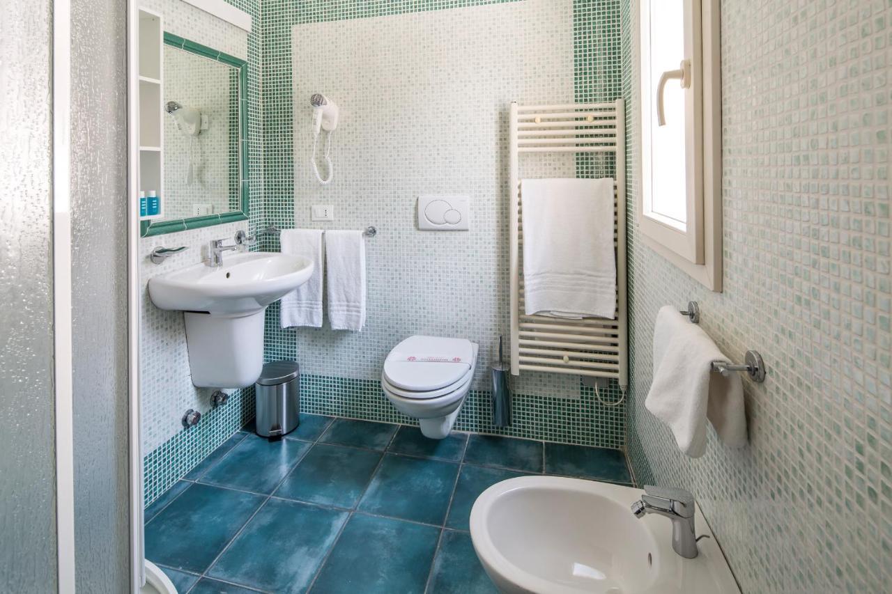 Acqua & Sale 3*