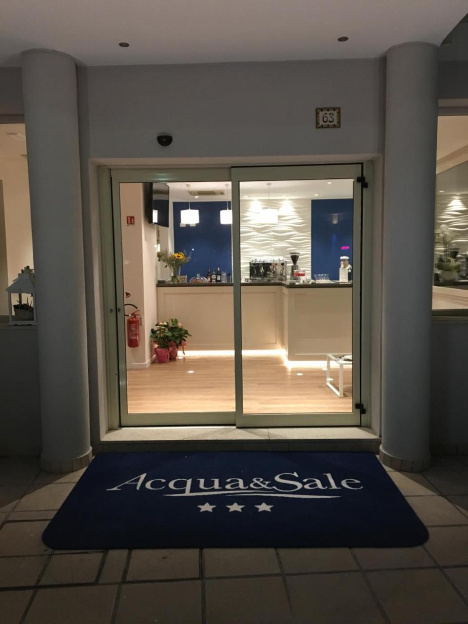 Acqua & Sale